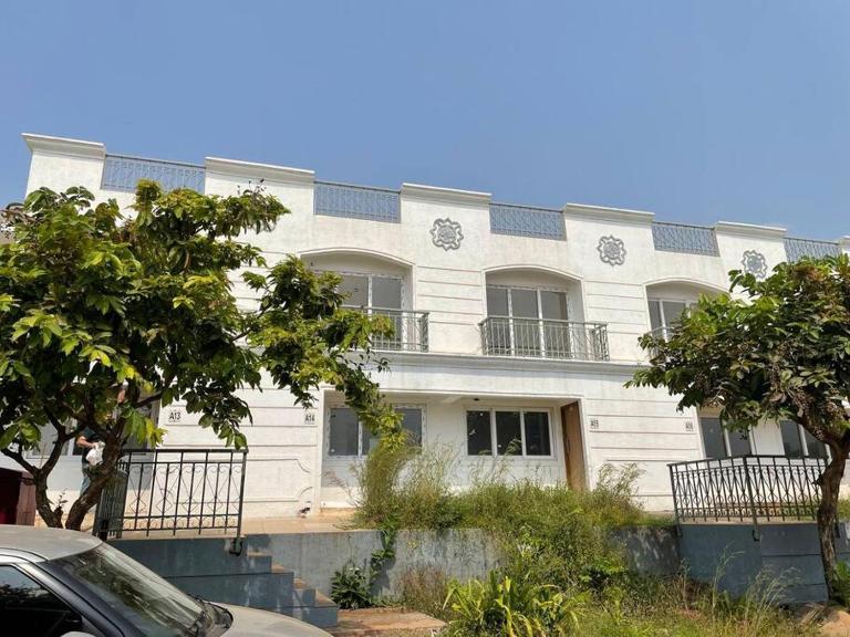 Ocean Breeze 1 BHK Duplex Villa - Bed and Breakfast Dāpoli