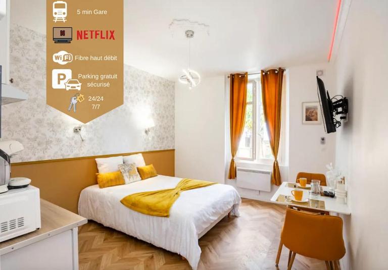 Imperial House Confort - 5 min Gare - Parking - Bed and Breakfast Avon