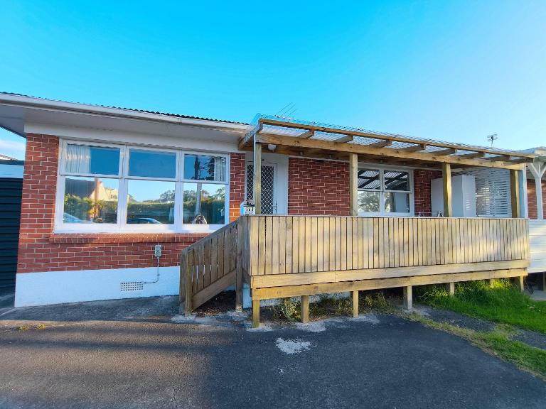 Lakefornt Central Comfort Near Beach - B&B Auckland