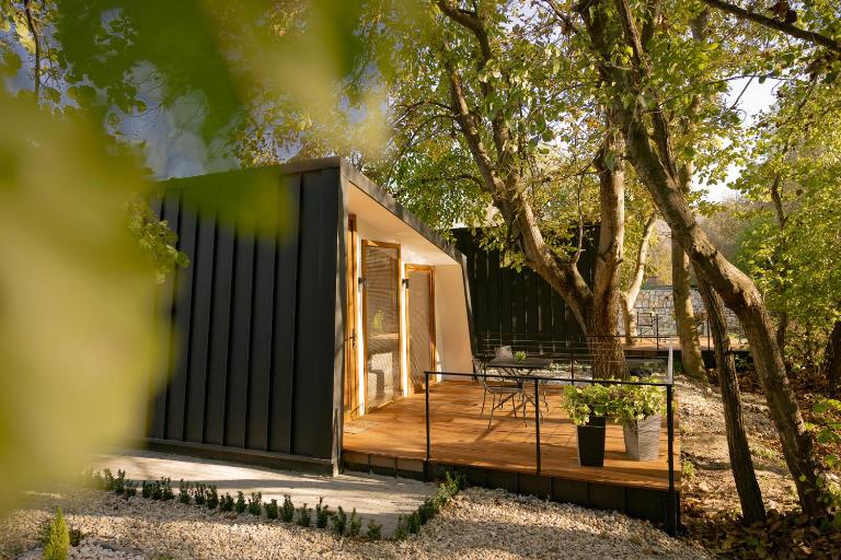 Blisku do Gradot - Riverfront Luxury Cabins - B&B Skopje