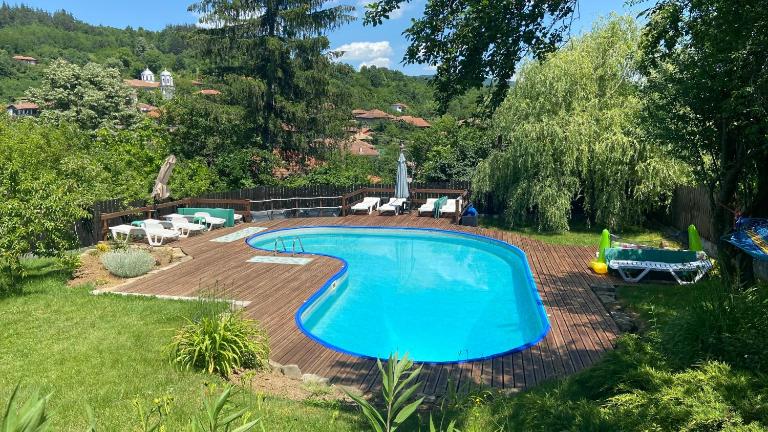 Lavender and Poppy cottages - Bed and Breakfast Bebrovo