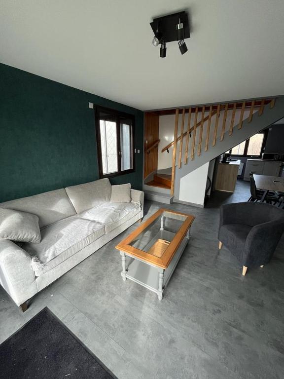 le Visiteur - B&B Besse-et-Saint-Anastaise
