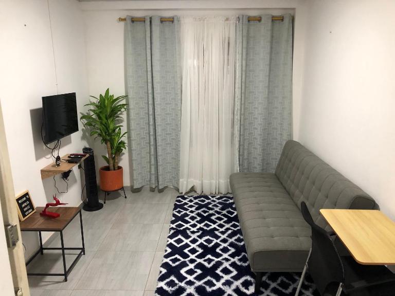 Acogedor y Amplio Apartamento 101 El Jardin - Bed and Breakfast Cali