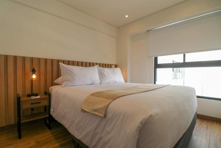 Aquilaria Stays in San Isidro by Wynwood House - Ferienwohnung Lima
