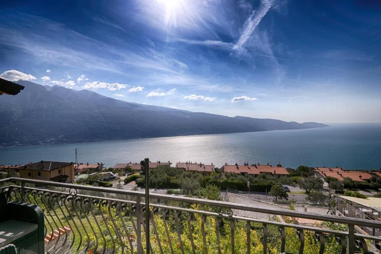 Rustico Melograno, Il Grano - Theater Home - B&B Tignale
