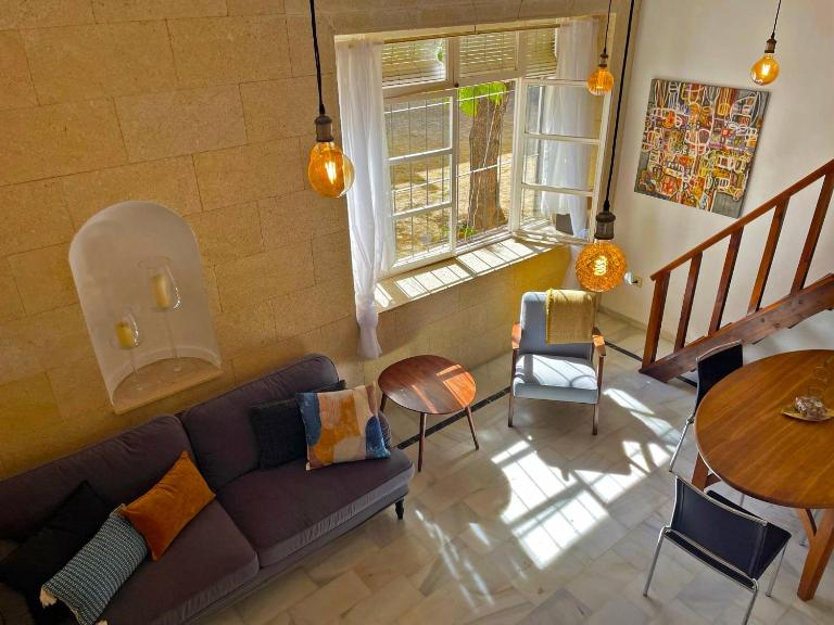 Apartamento Intramuros - Ole Solutions - Bed and Breakfast Jerez de la Frontera