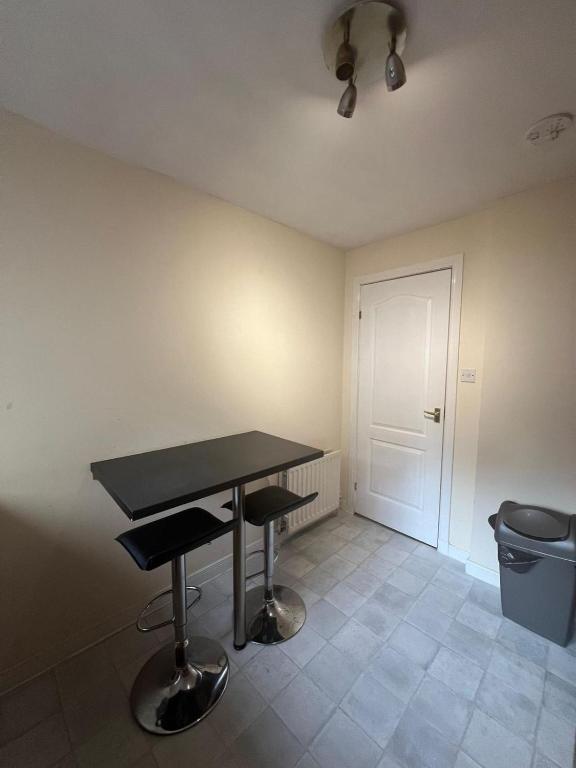 Uddy Howard court comfy professional space - Ferienwohnung Aberdeen