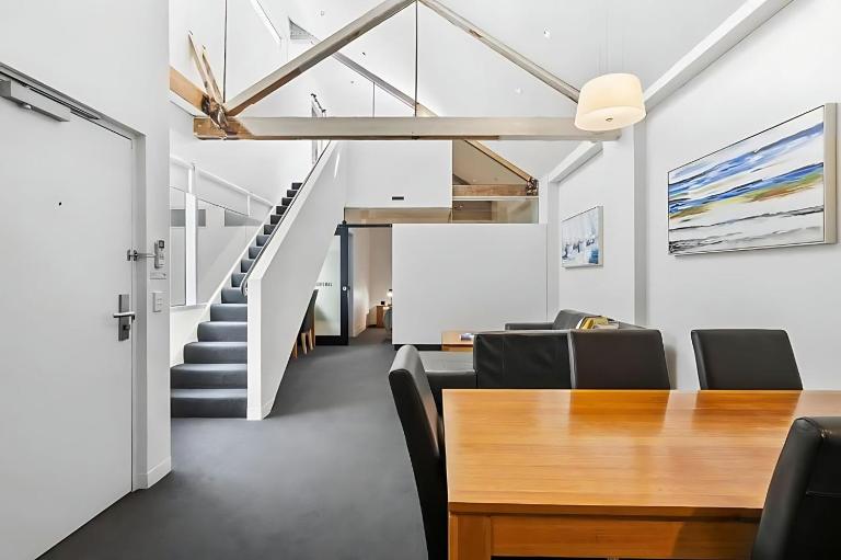 Gibson Mill waterfront loft apartment - 304 - Ferienwohnung Hobart