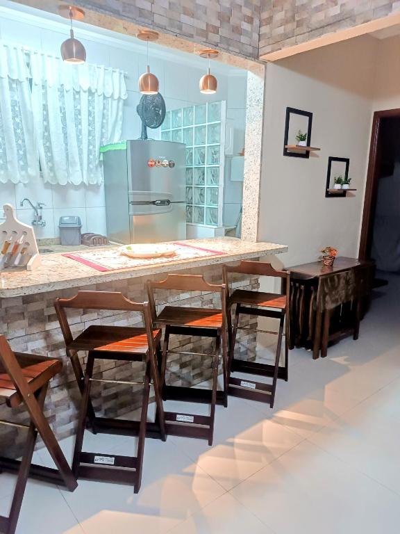 Apto na Vila Tupi a 70m da praia Praia Grande - Chambres d'hôtes Praia Grande