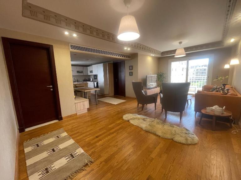 Fancy&Cozy, Fully furnished - Chambres d'hôtes Madinaty