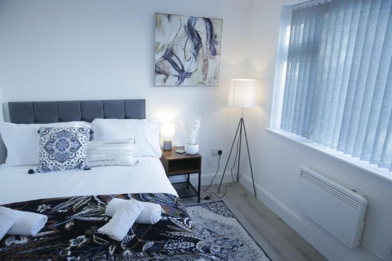 Cozy Stay Near Luton Airport 4 Min Drive - Ferienwohnung Luton