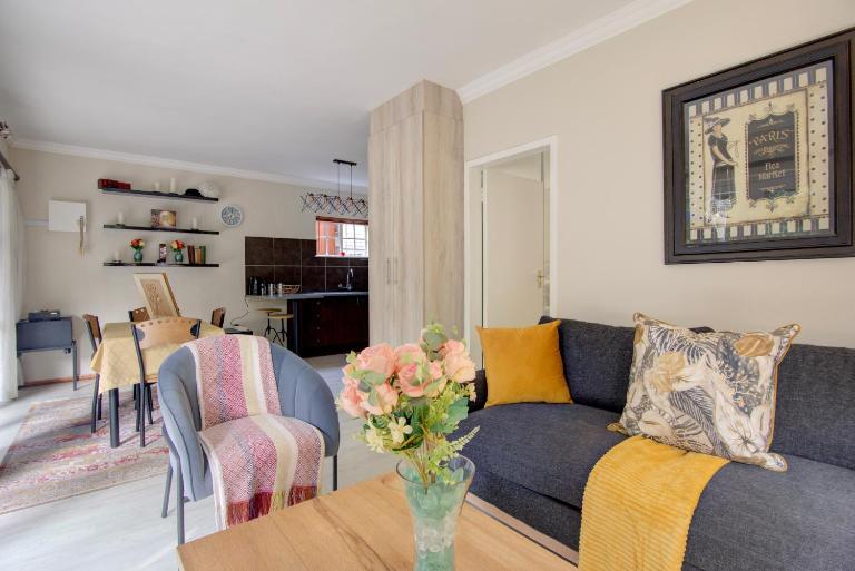 Regency Rose at Chaplin Manor - Bed and Breakfast Johannesburg