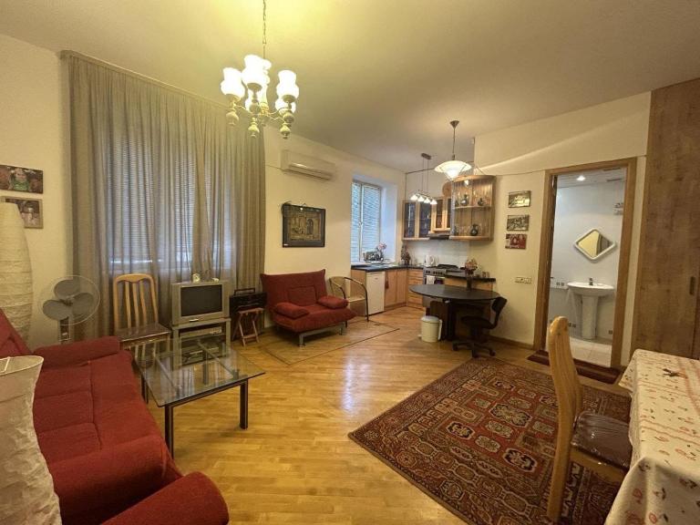 Bright Modern 2-Bedroom Apartment the center Nalbandyan and Sayat-Nova - Ferienwohnung Jerewan