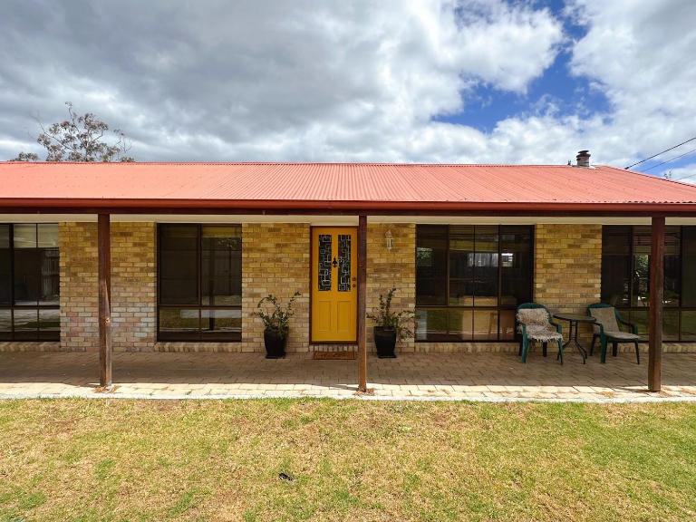 Seven Mile Beach House - 5 minutes to the Airport - B&B Seven Mile Beach