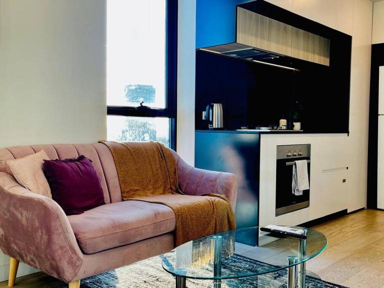 Stunning Stay Steps away from Crown with Free Parking - Ferienwohnung Melbourne