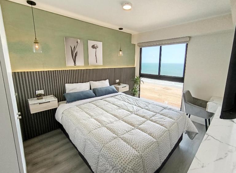 Departamento Vista al Mar Cerca Aeropuerto y Miraflores - B&B Lima