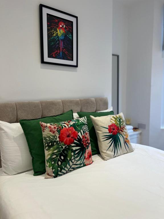 2025 Award Winner Liverpool Cherry House - 4 Bedrooms - B&B Liverpool