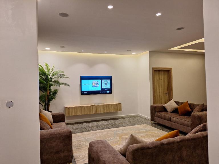 NPJ Fully Furnished 4 Bedroom Apartment in Uyo - Chambres d'hôtes Uyo