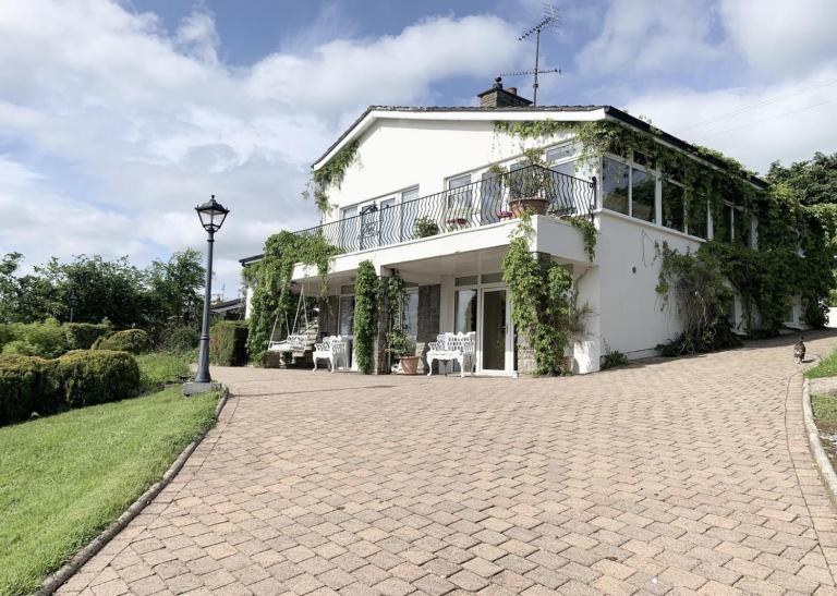 Greenview House - Ferienwohnung Clones