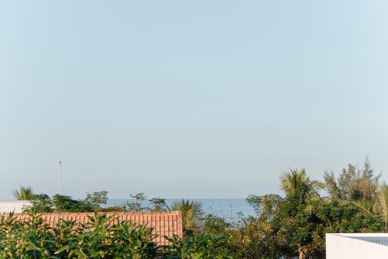 Entire Beach House - Chambres d'hôtes Tân Thành