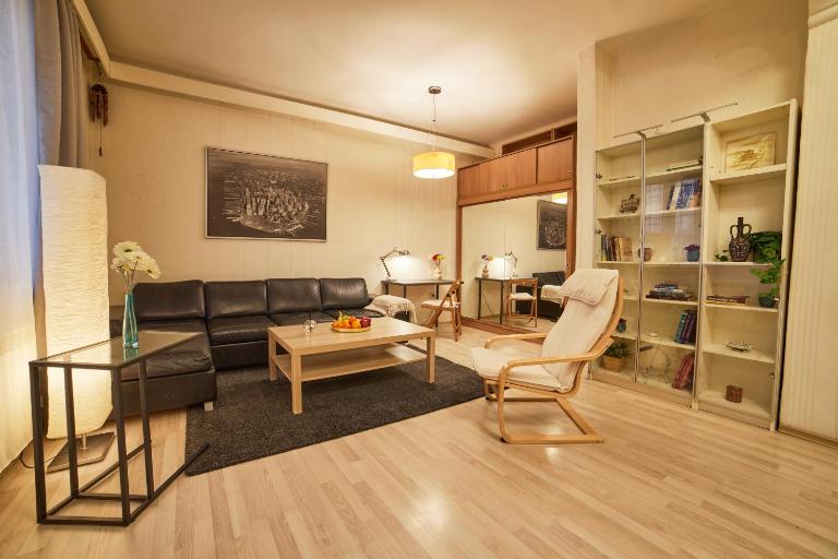 Central Luxury Cozy Modern Apartment - B&B Sofia
