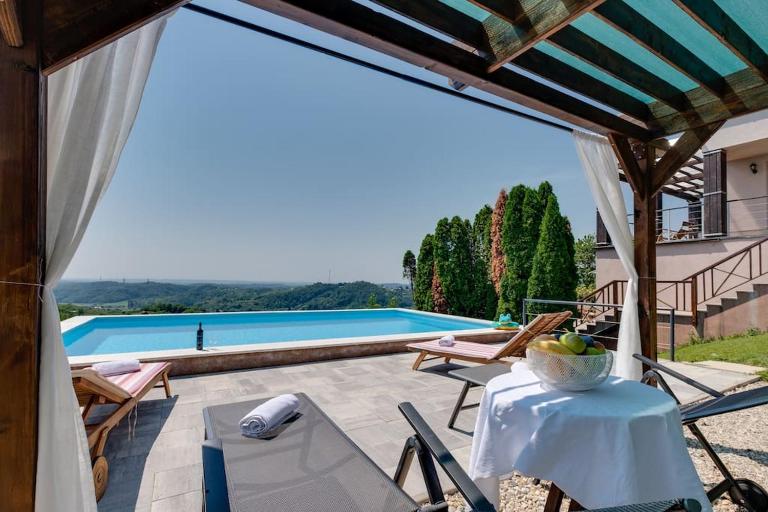 Enchanting View - B&B Nespeš