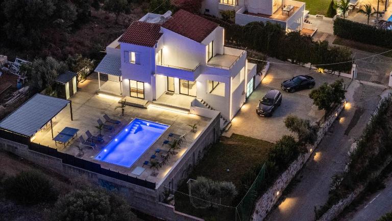 Montis villa sea view heated pool - B&B Tértsa