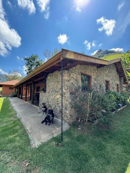 Nawe sua Casa na Montanha - Paiol Grande - B&B São Bento do Sapucaí