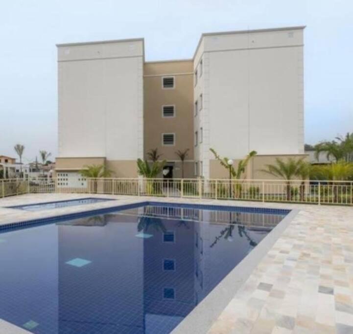 Apartamento Mobiliado a 10 min de Florianópolis - B&B São José