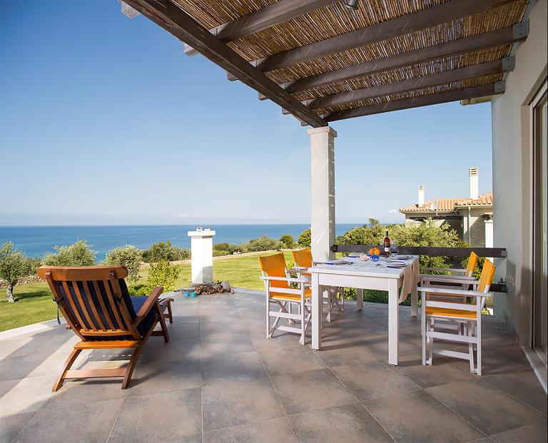 Ploes Villas - B&B Skafidiá
