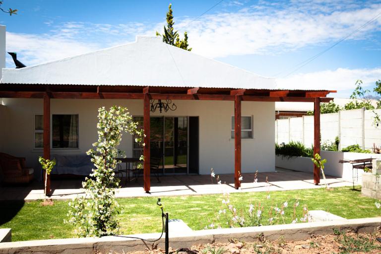 Rooikraal Hamlet Village Cottage - B&B Prince Alfred Hamlet