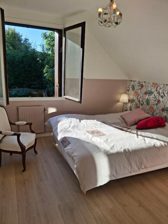 Au pied de Lille, parking privé inclus - B&B Lilla