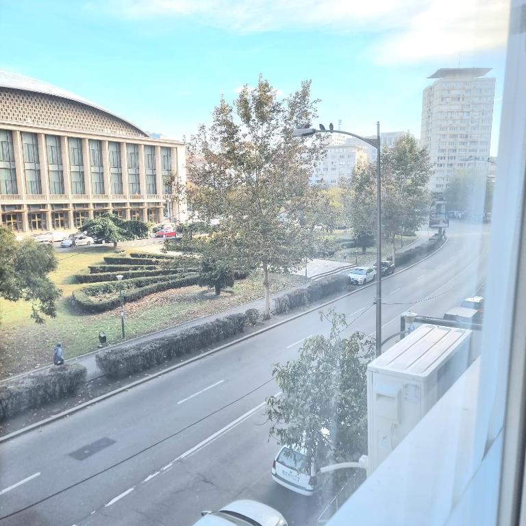 Sala Palatului - Landmark View - 1BR CHIC Comfort - B&B Bucarest