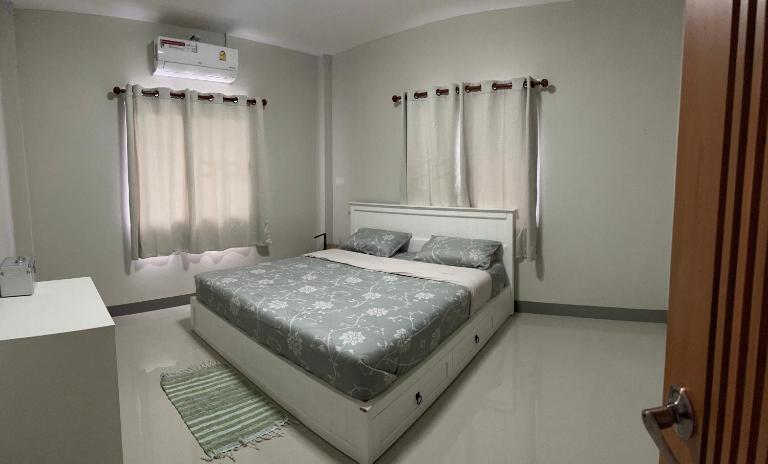 Lakeside Happy Home - Ferienwohnung Ban Hua Fai