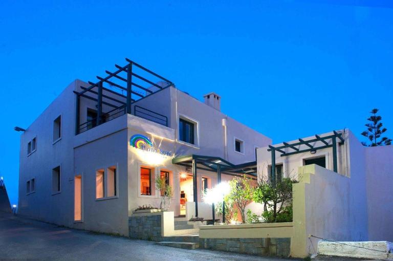Rainbow Hotel Apartments - B&B Chania