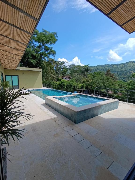 Casa Mezcal - Bed and Breakfast Villeta