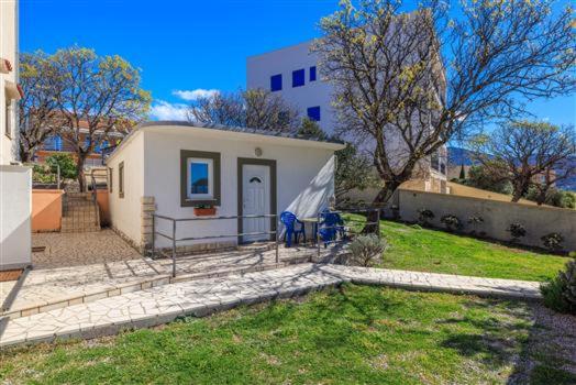 Apartman Julija - B&B Povile