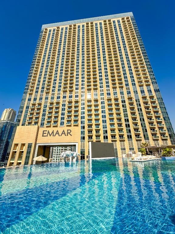 Luxury Apartments - Stunning Marina View - 5-Star Hotel Amenities - B&B Dubai