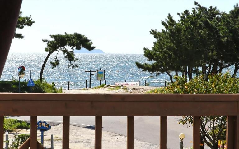 Silver Glowing Sea Pension - Ferienwohnung Taian