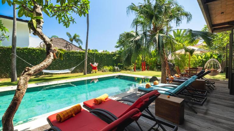 NicoNico Mansion by Villa Finder - B&B Seminyak