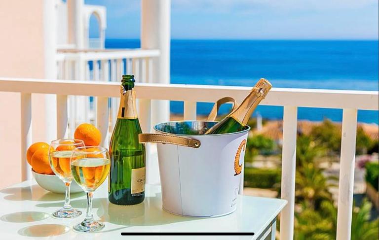 Bonito Apartamento en Frente del Mar - Chambres d'hôtes Javea
