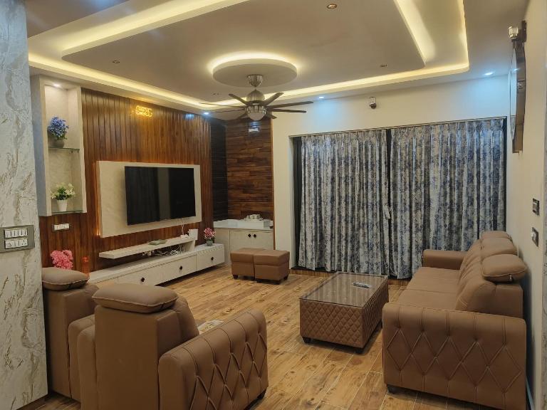 MaNaVa Luxury Service Apartment - B&B Chikkamagaluru