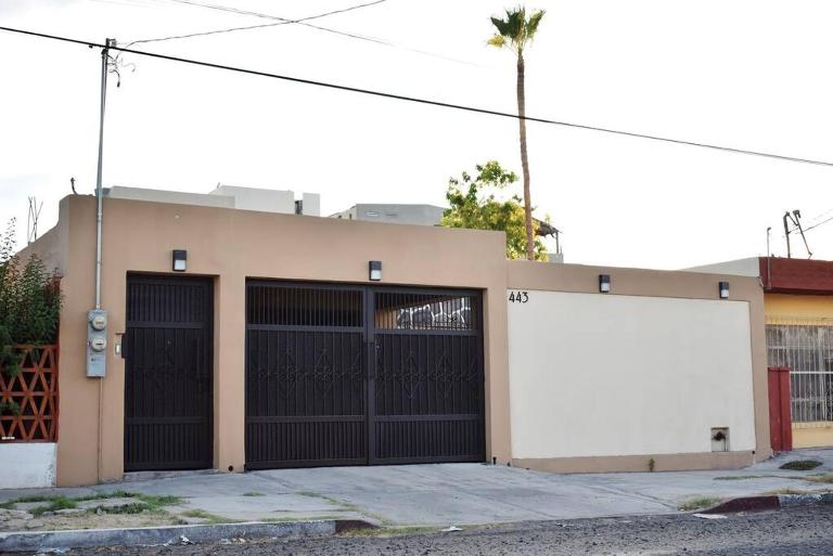Amplia casa cerca malecón - Chambres d'hôtes La Paz