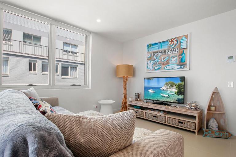 Aquaview Unit 604, 29 Canberra Tce, Kings Beach - B&B Caloundra