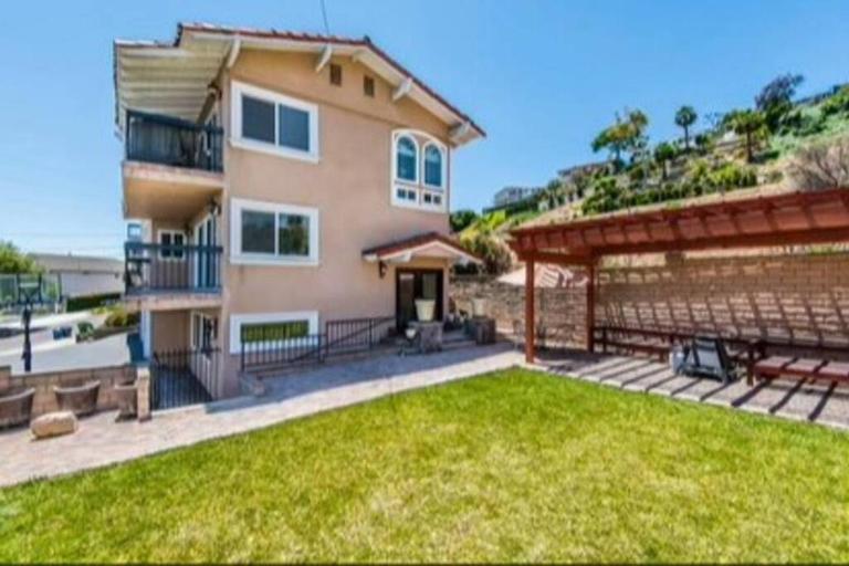 Hilltop Oasis Near Palos Verdes - B&B San Pedro