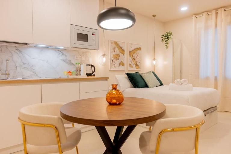 For You Rentals Liria Un Espacio de Elegancia y Confort en la ciudad Temporal PDD2913 - B&B Madrid