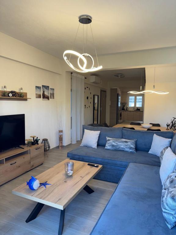 Luxury Villa Irinis - B&B Níkiti