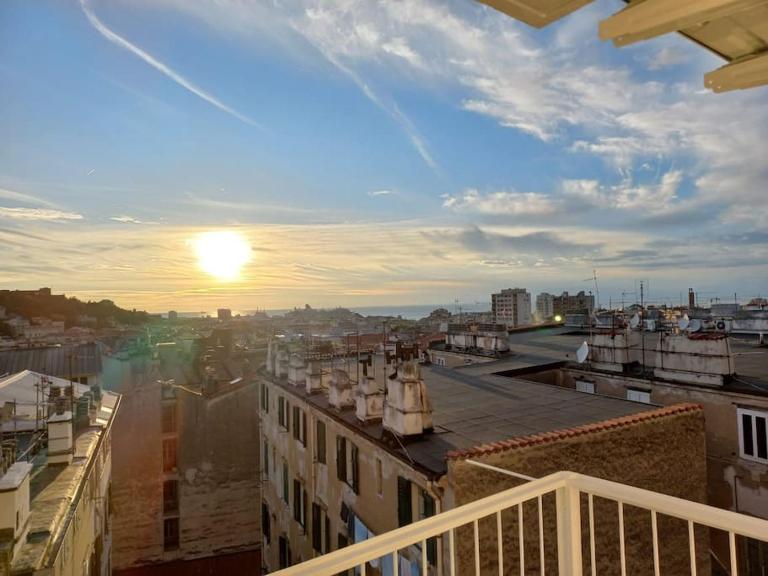 Sea view city centre - B&B Trieste
