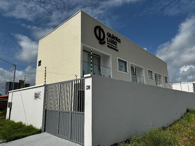 Residencial Quinta Lusa em Cond. Valle do Sal - Pox. Gav Resort e Aqualnd - Casas mobilhadas, confortáveis e seguras para passar momentos maravilhosos no Atalaia.. - Ferienwohnung Salinópolis