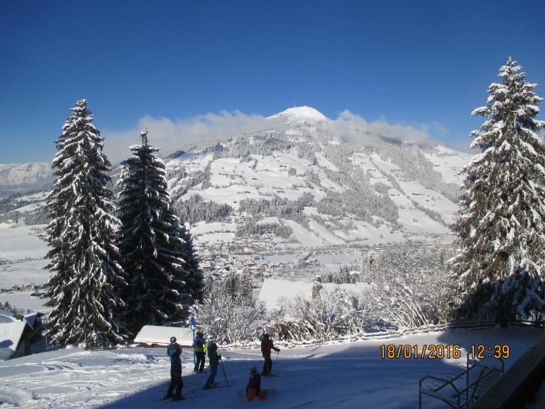 Haus Bergfried - B&B Westendorf
